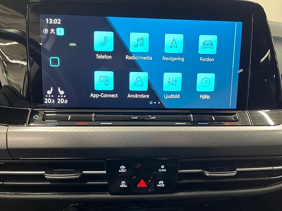Volkswagen Golf Alltrack 11 of 22