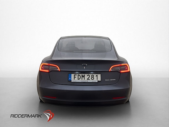 Tesla Model 3 8 of 30