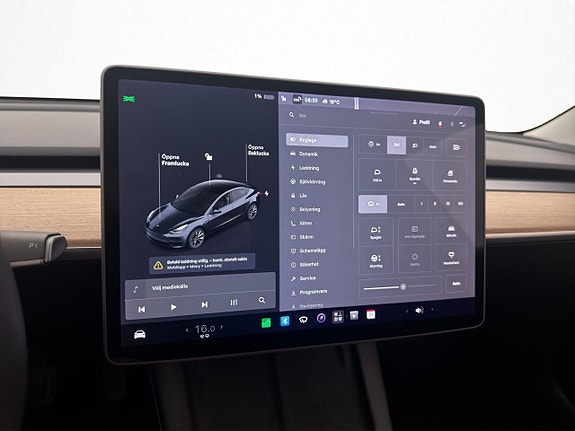 Tesla Model 3 19 of 30