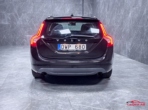 Volvo V60 6 of 27