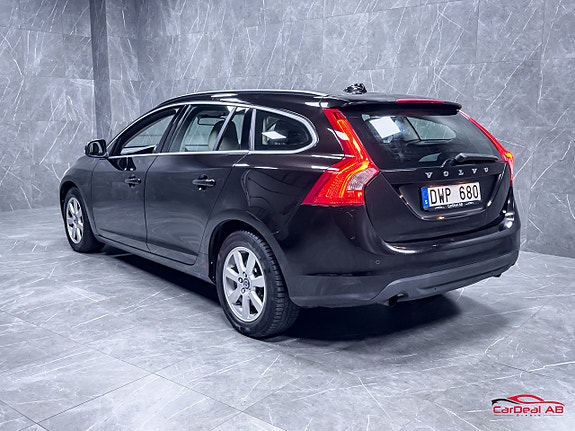 Volvo V60 5 of 5