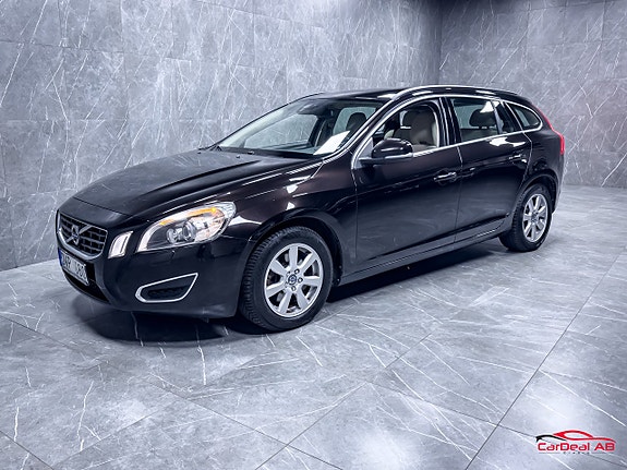 Volvo V60 3 of 5