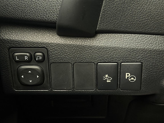 Toyota Auris 14 of 30
