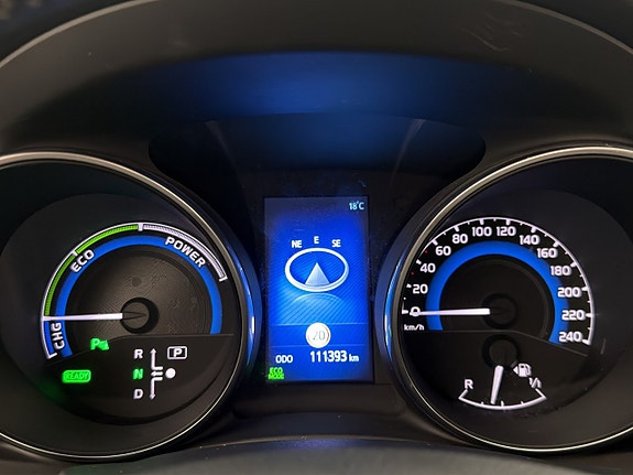 Toyota Auris 17 of 30