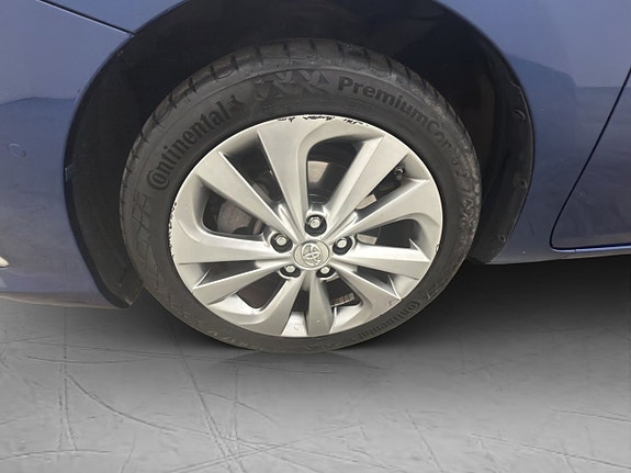 Toyota Auris 30 of 30