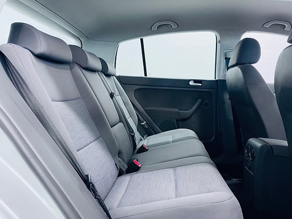 Volkswagen Golf Plus 8 of 17