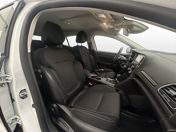 Renault Megane 23 of 30