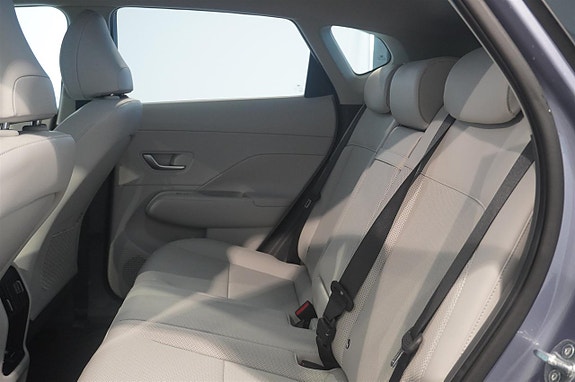 Hyundai Kona 4 of 5