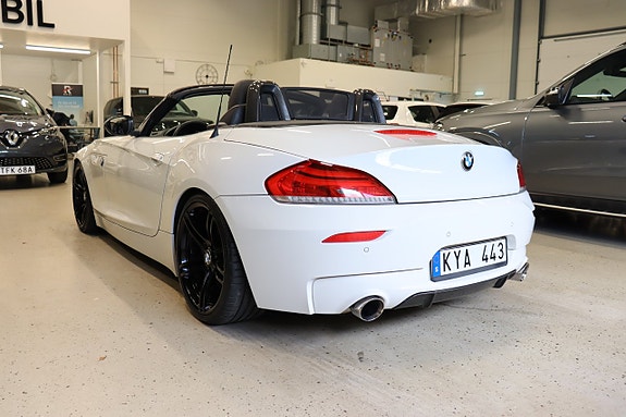 BMW Z4 4 of 5