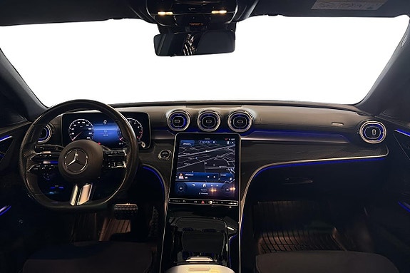 Mercedes-Benz C300 11 of 23