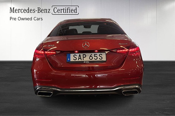 Mercedes-Benz C300 6 of 23