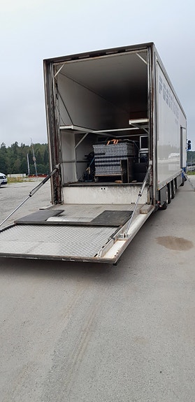 Närko Racetrailer med dubbla lastplan samt bodel 7 of 9