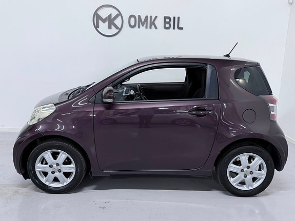 Toyota IQ 5 of 5