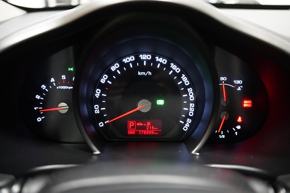 Kia Sportage 10 of 17