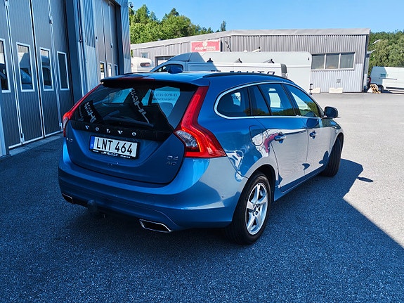 Volvo V60 6 of 29