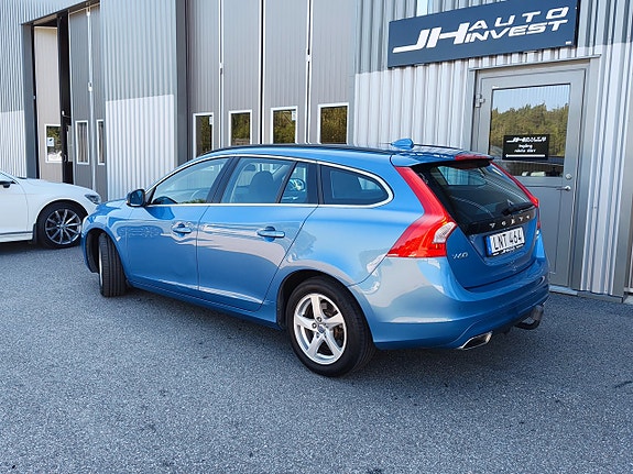 Volvo V60 9 of 29