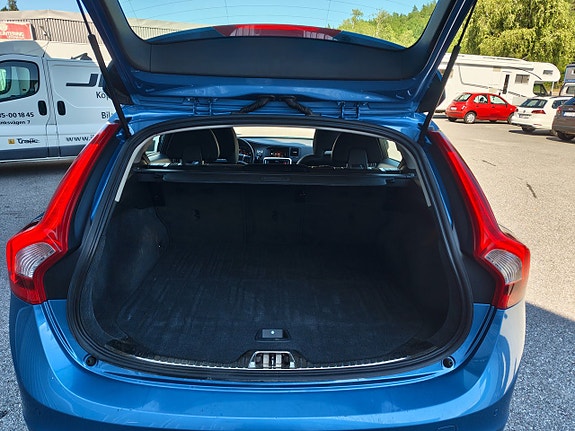 Volvo V60 20 of 29