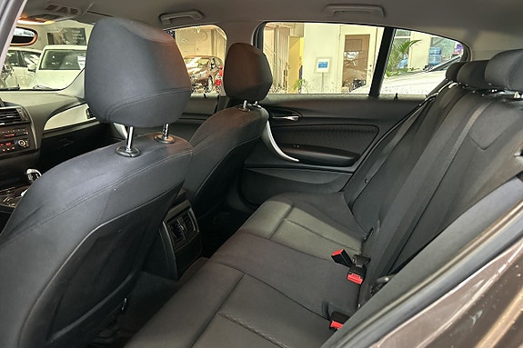 BMW 118d 25 of 30