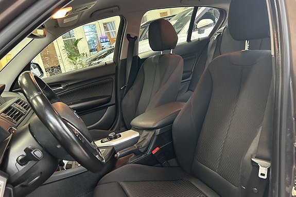 BMW 118d 11 of 30