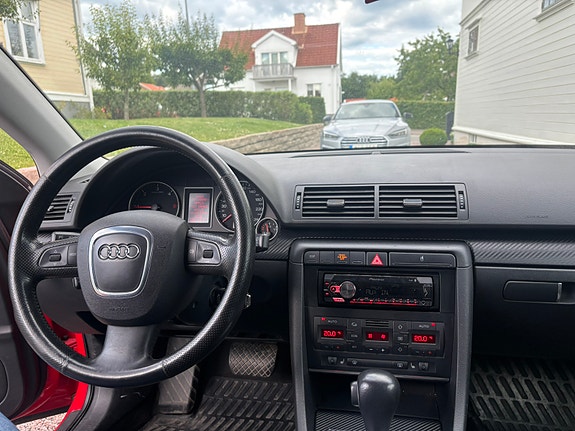 Audi A4 7 of 11