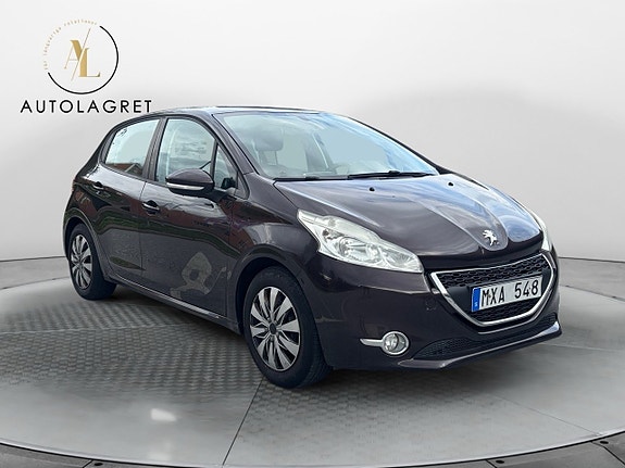 Peugeot 208 7 of 15