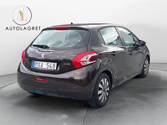 Peugeot 208 5 of 5