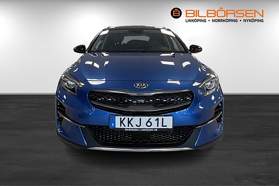 Kia XCeed 2 of 5