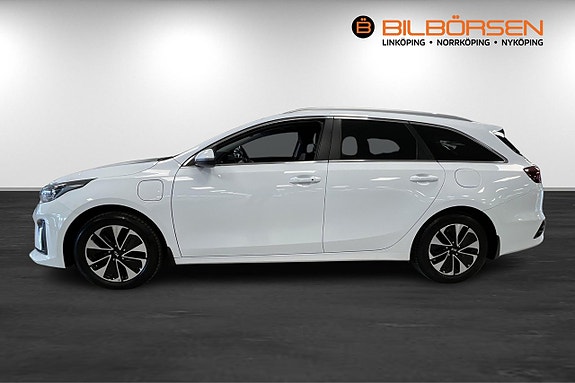Kia Ceed 4 of 5