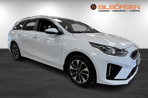 Kia Ceed 3 of 5