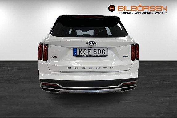 Kia Sorento 5 of 14