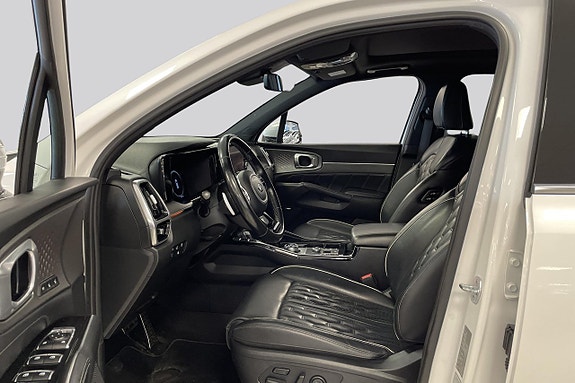 Kia Sorento 8 of 14