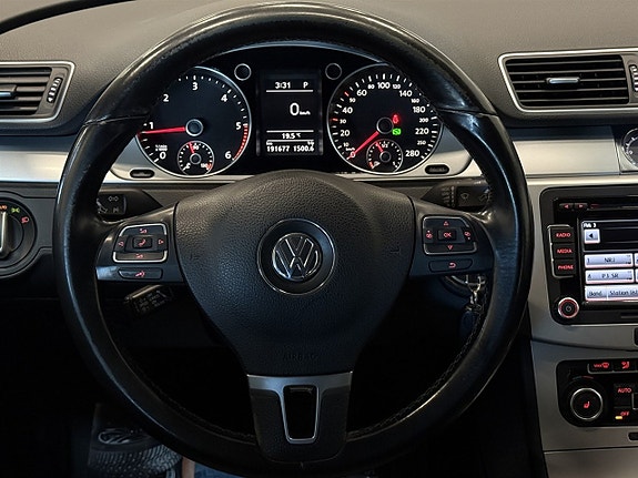 Volkswagen CC 22 of 23