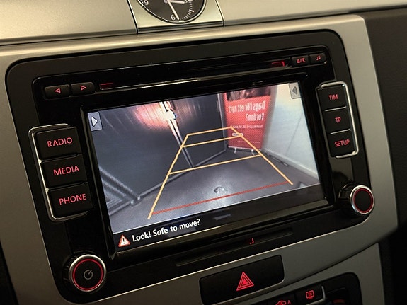 Volkswagen CC 18 of 23
