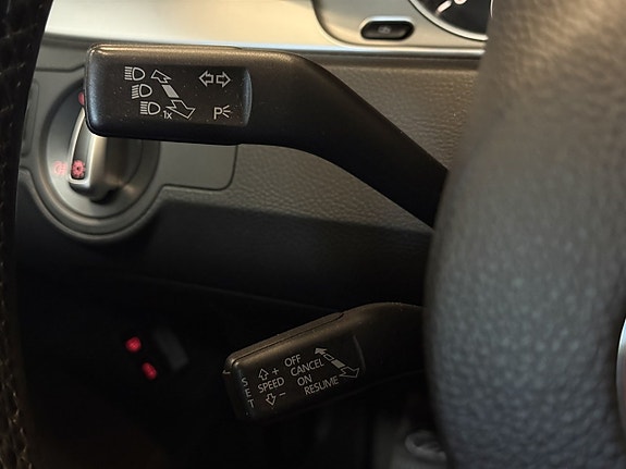 Volkswagen CC 17 of 23
