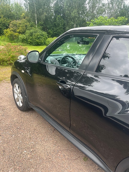 Nissan Juke 4 of 5