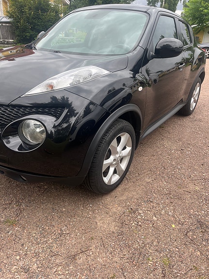 Nissan Juke 3 of 5