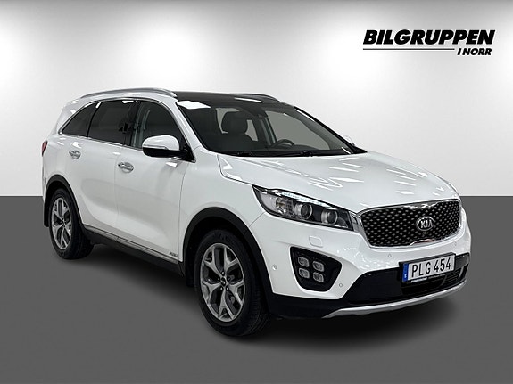 Kia Sorento 3 of 5