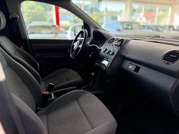 Volkswagen Caddy 8 of 16