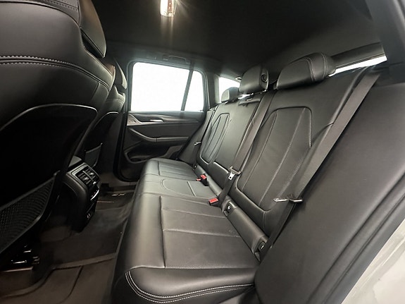 BMW X3 17 of 30