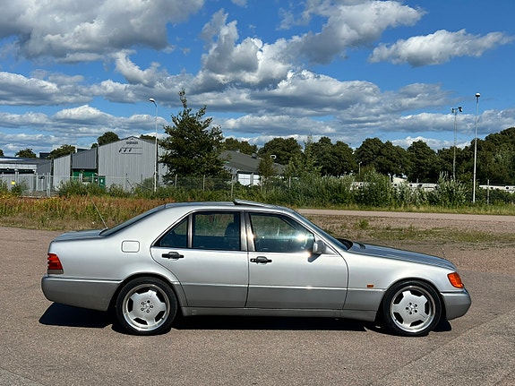Mercedes-Benz S500 5 of 5