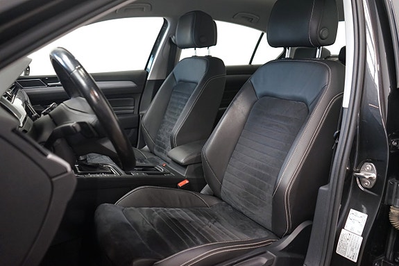 Volkswagen Passat 11 of 14