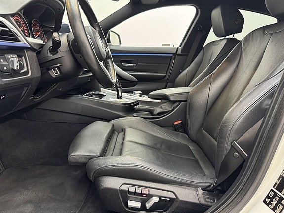 BMW 440i 9 of 23