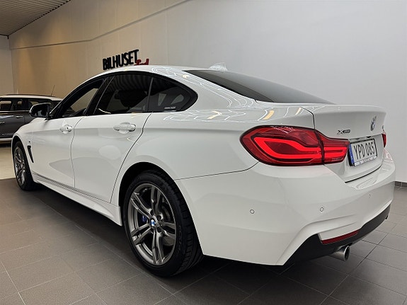 BMW 440i 4 of 23