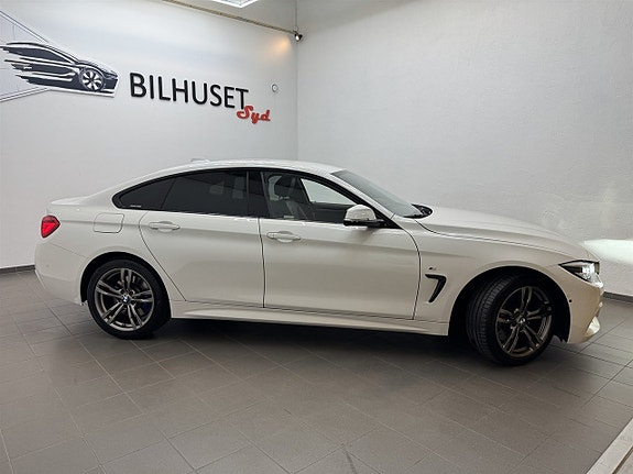 BMW 440i 2 of 23