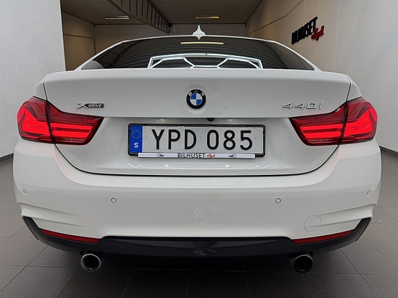 BMW 440i 6 of 23