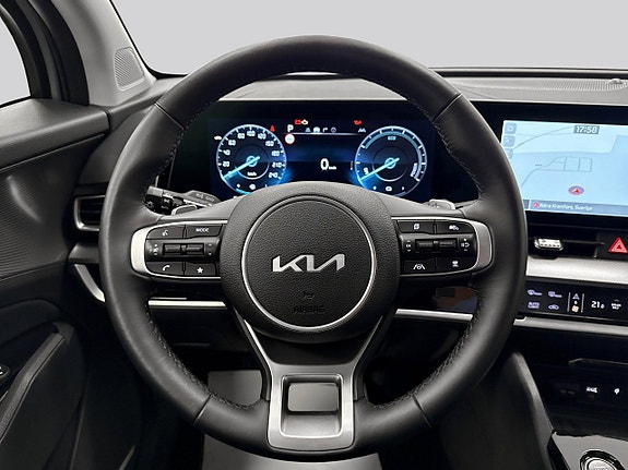 Kia Sportage 16 of 16