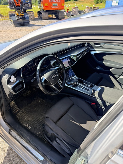 Audi A6 8 of 9