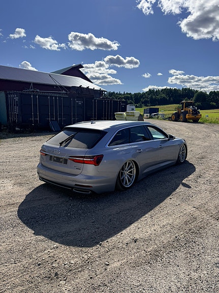 Audi A6 3 of 9