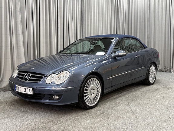 Mercedes-Benz CLK350 4 of 5