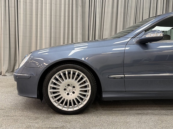 Mercedes-Benz CLK350 7 of 19